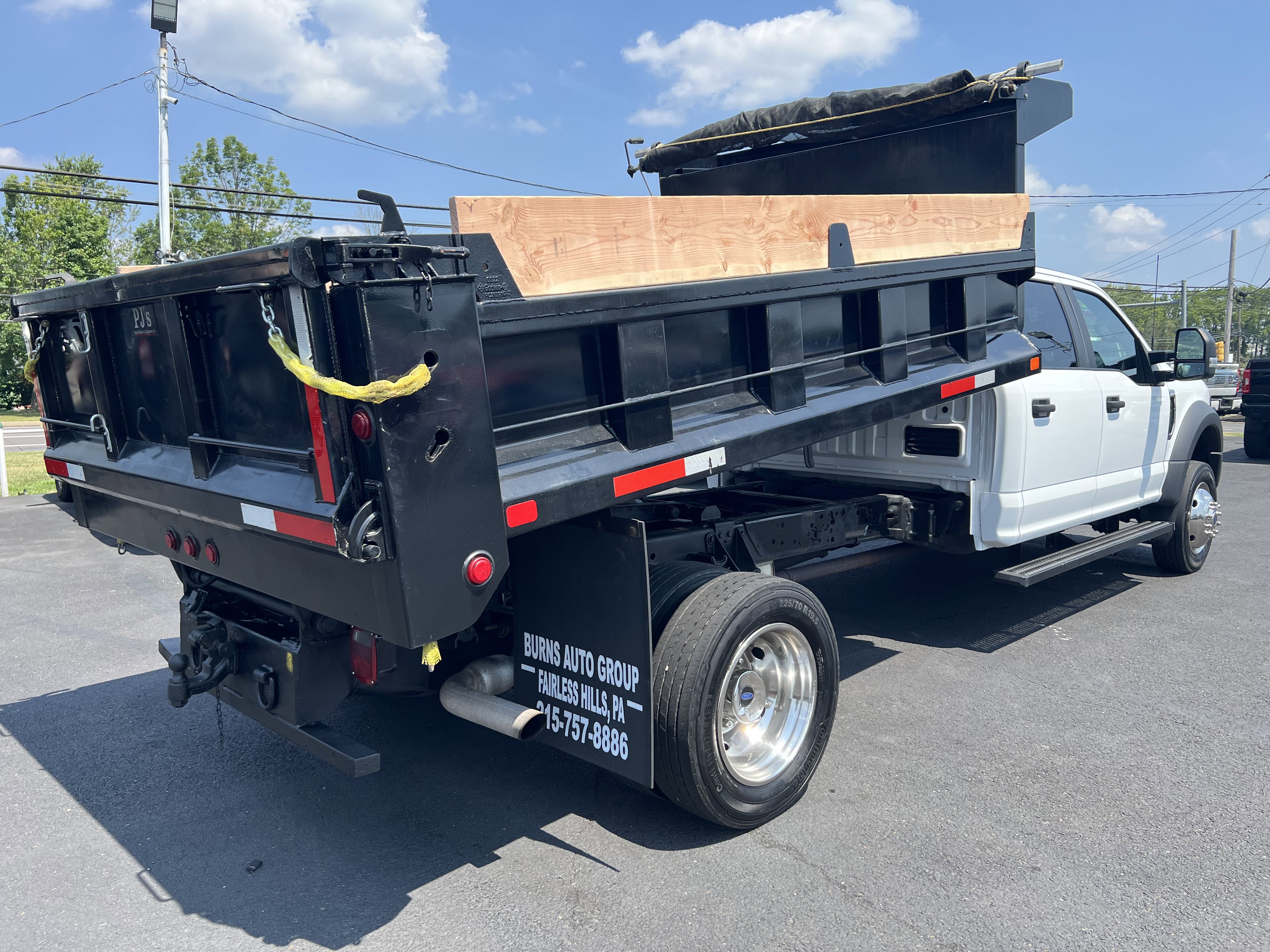 Used 2022 Ford F450 XL w/ Power Equipment Group image 4