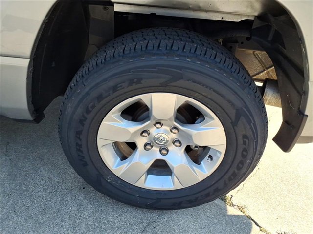 Used 2022 RAM 1500 Lone Star image 18