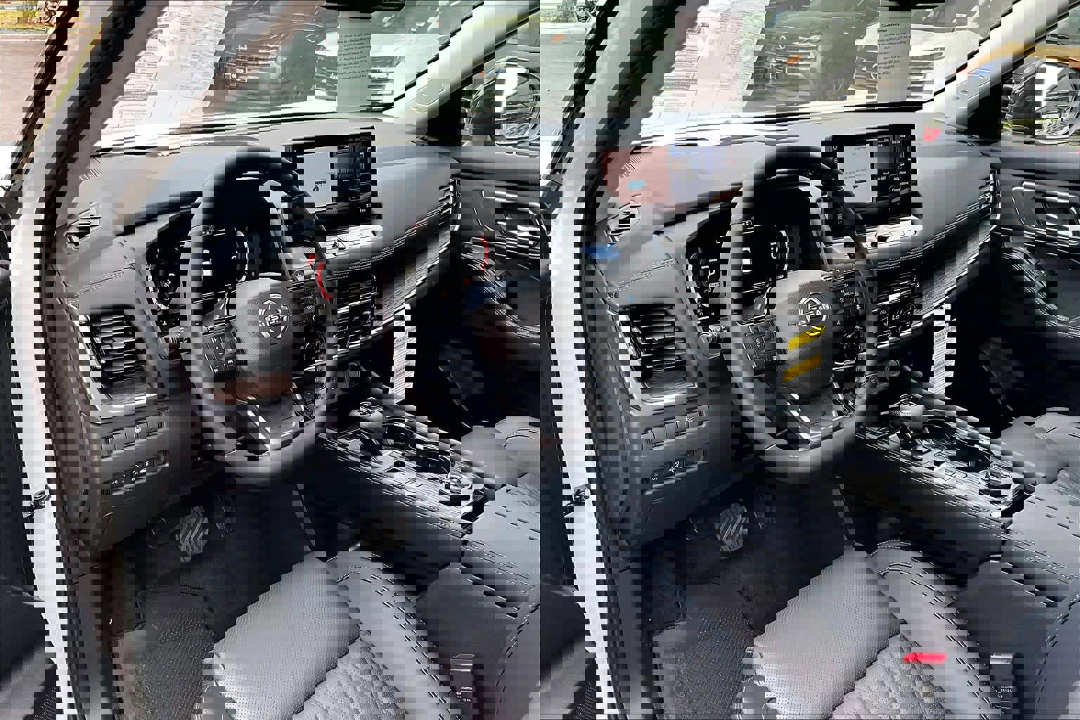 New 2026 Nissan Rogue Platinum image 8