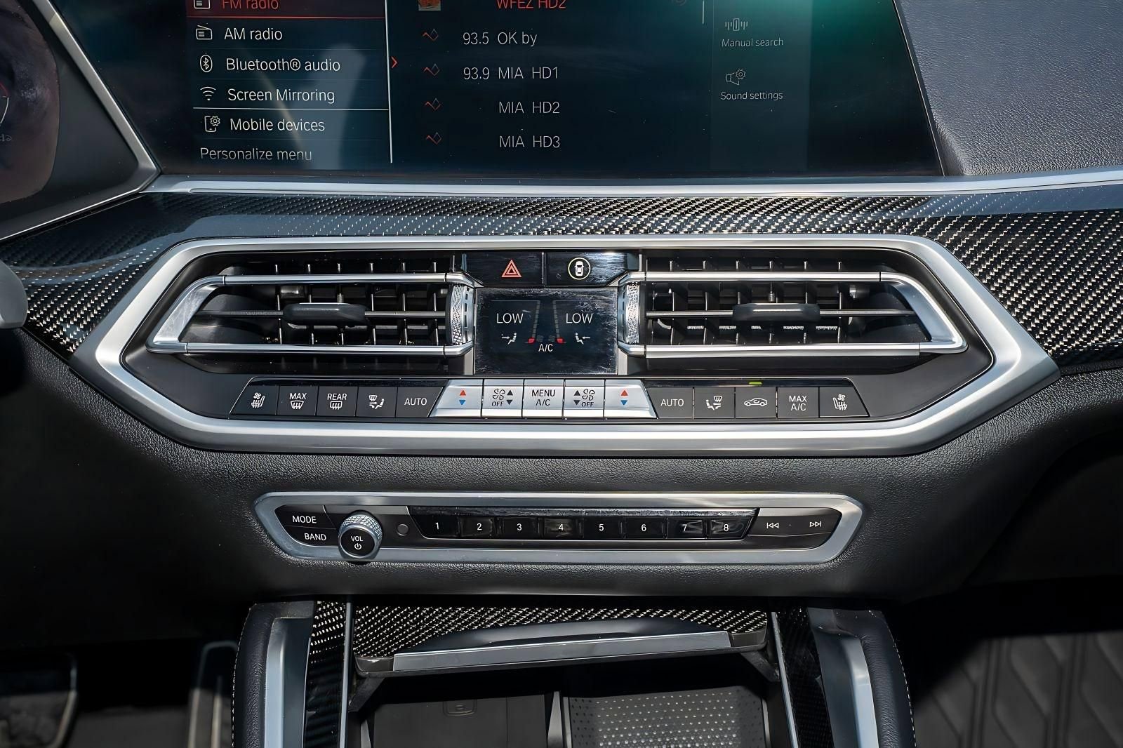 Used 2022 BMW X6 M50i w/ Executive Package image 25