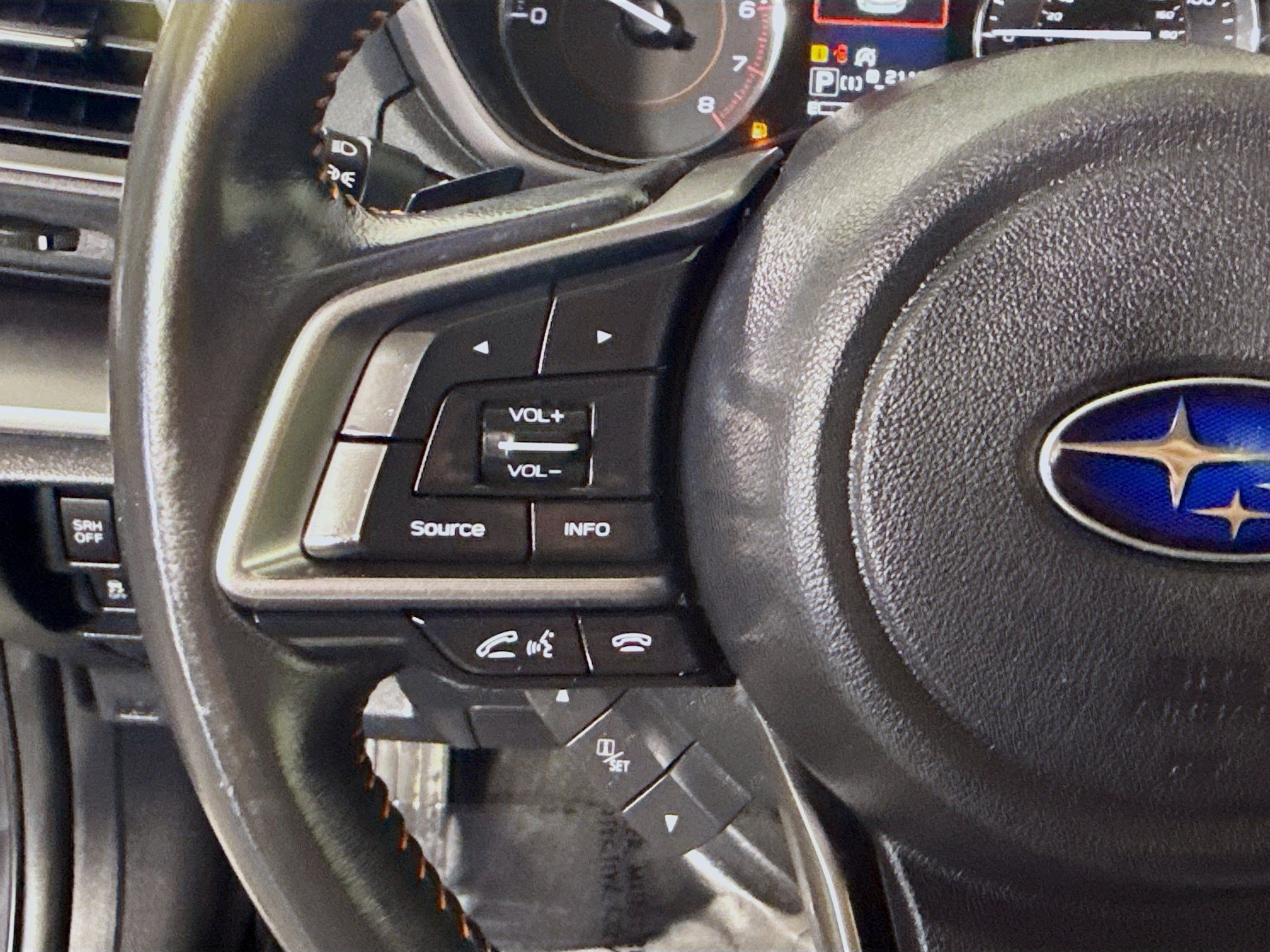 Used 2021 Subaru Crosstrek 2.5i Limited w/ Moonroof Package 2 AWD/4WD image 14