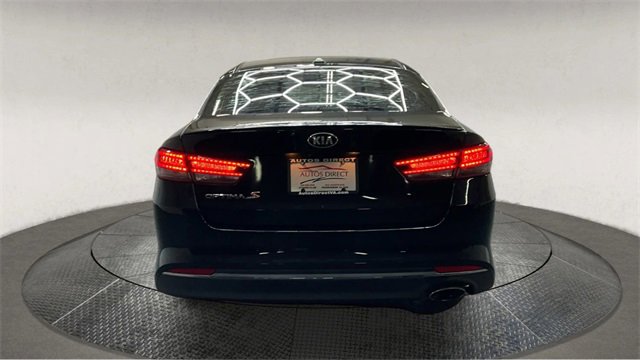 Used 2018 Kia Optima S w/ 18" Alloy Wheels Package image 7