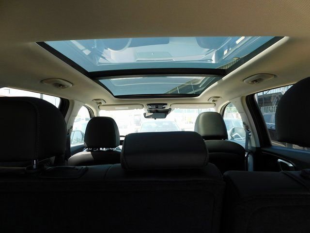 Used 2025 Kia Sorento S w/ Panoramic Sunroof Package image 11