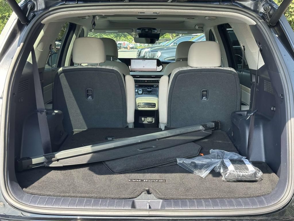 Used 2024 Hyundai Palisade Limited FWD image 25
