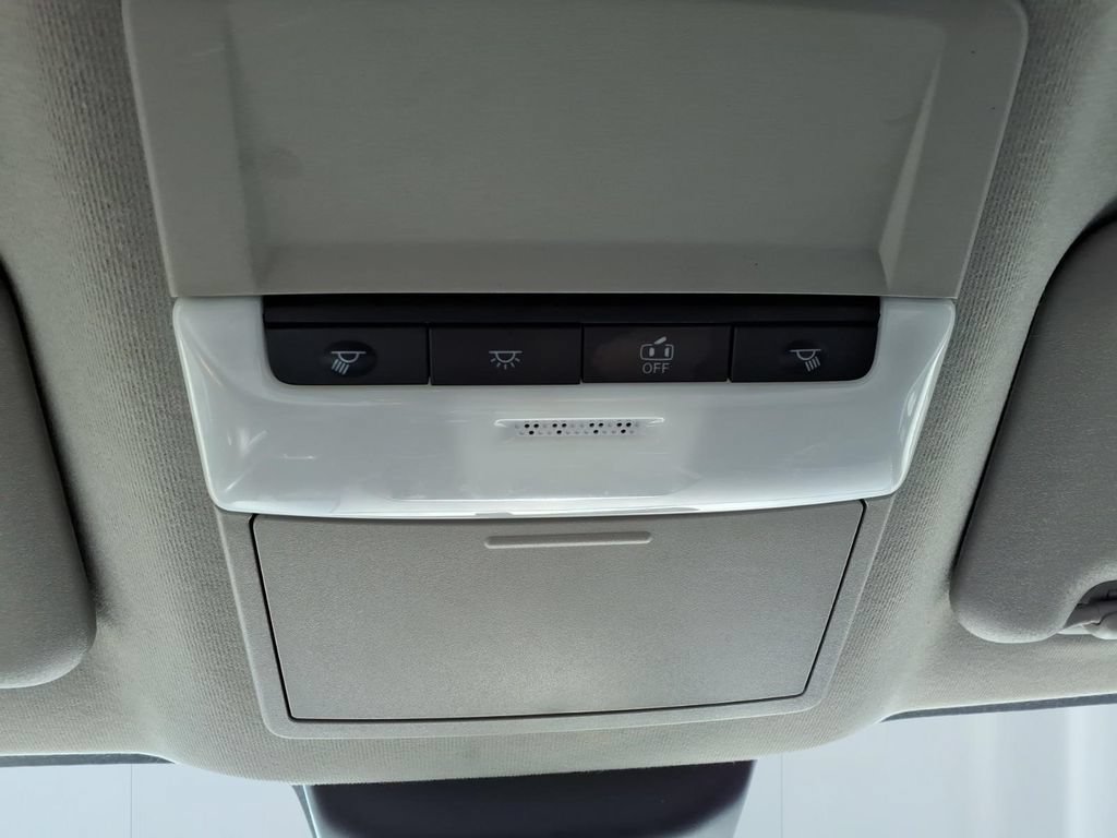 Used 2024 Nissan Sentra SV FWD image 25