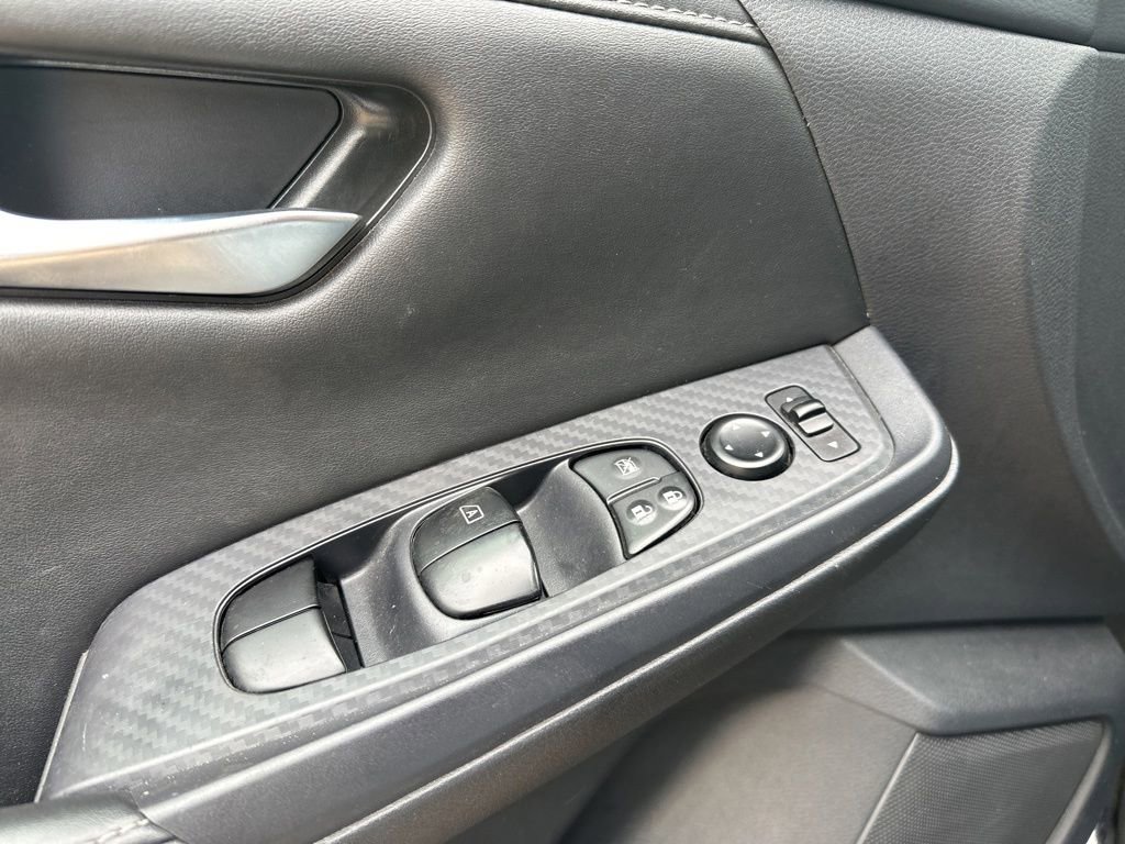 Used 2024 Nissan Sentra SV FWD image 21