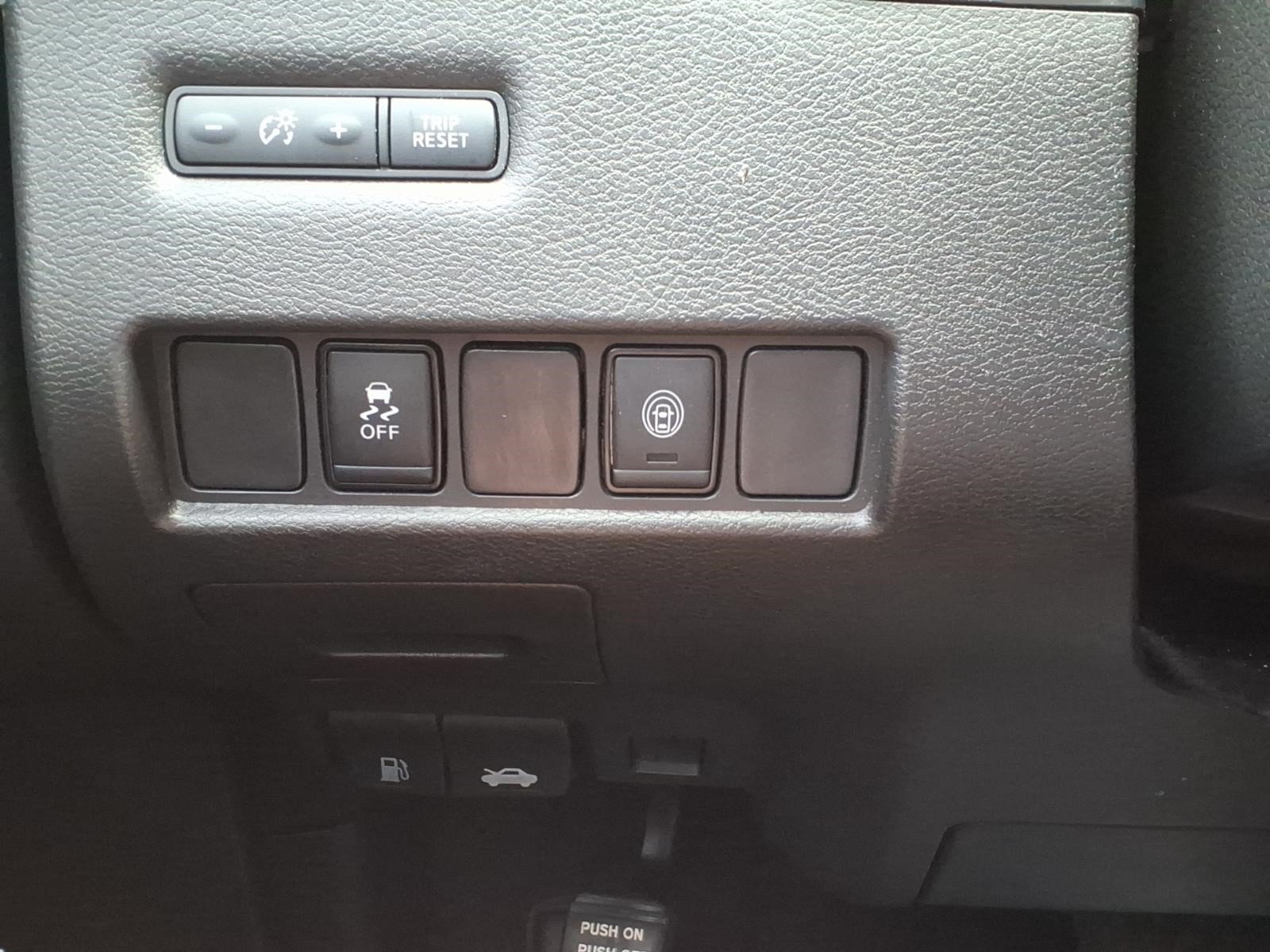 Used 2024 Nissan Murano SV w/ SV Midnight Edition Package AWD/4WD image 17