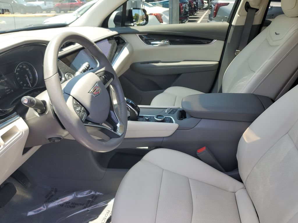 Certified 2022 Cadillac XT6 Premium Luxury AWD/4WD image 22