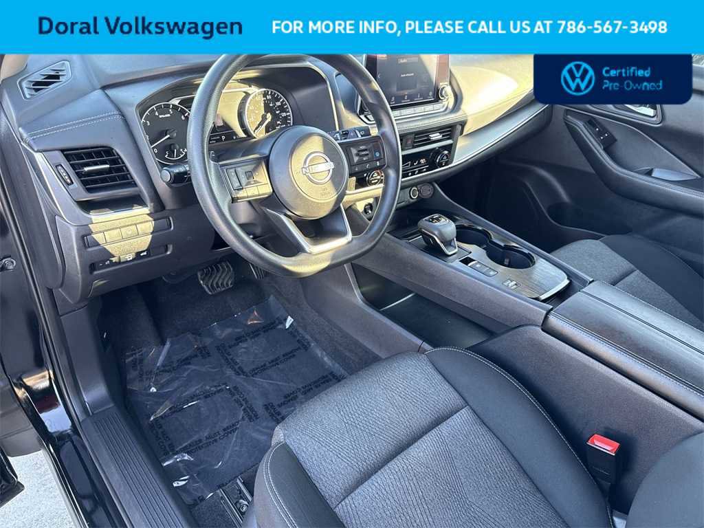 Used 2024 Nissan Rogue SV image 12