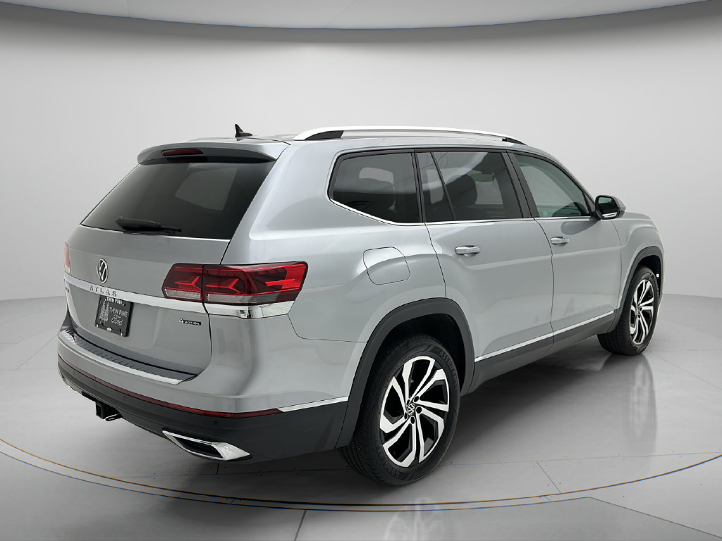Used 2023 Volkswagen Atlas SEL AWD/4WD image 5