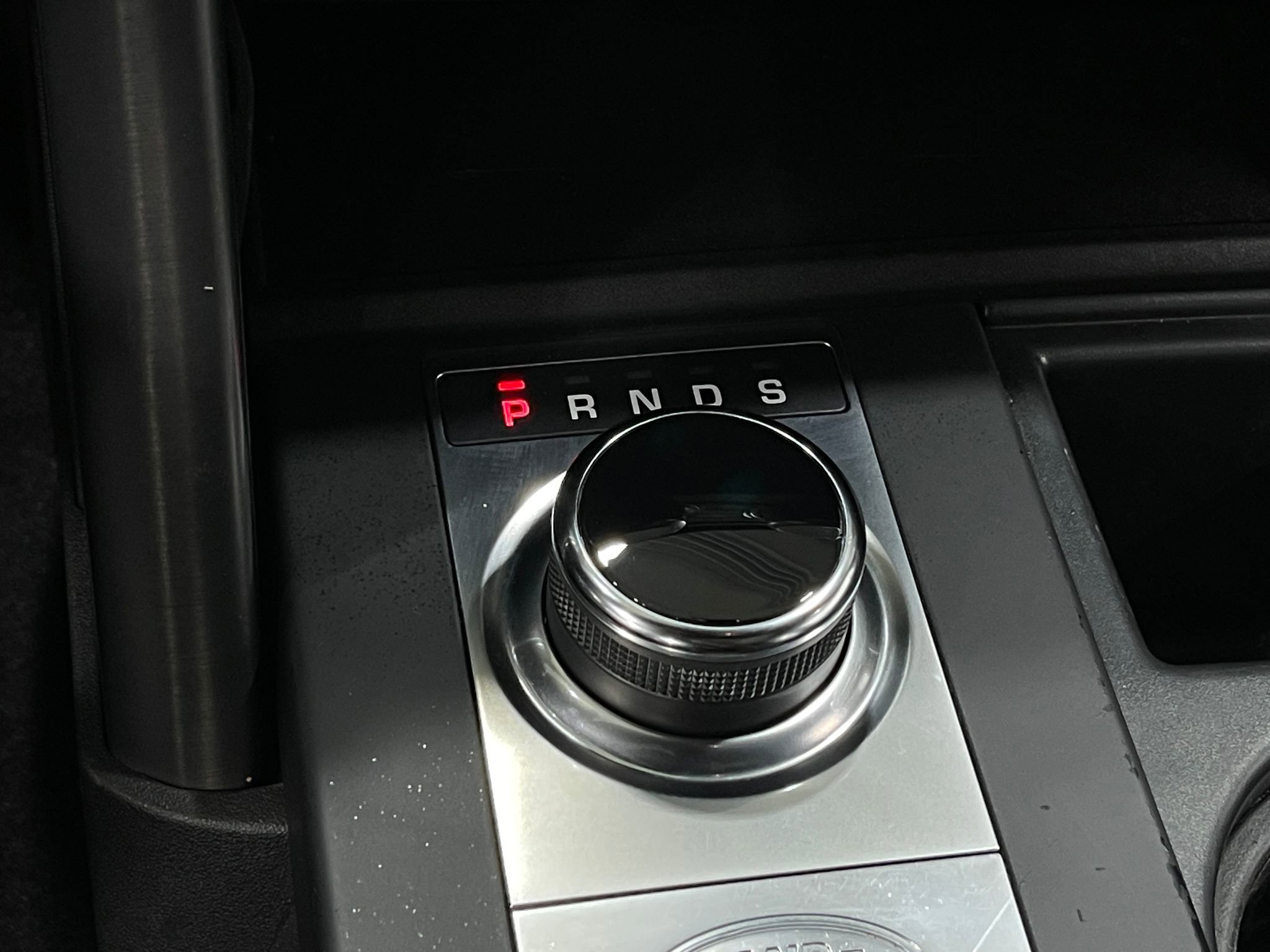 Used 2020 Land Rover Discovery Landmark AWD/4WD image 28