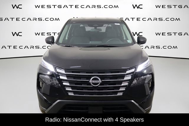 Used 2025 Nissan Rogue S FWD image 2