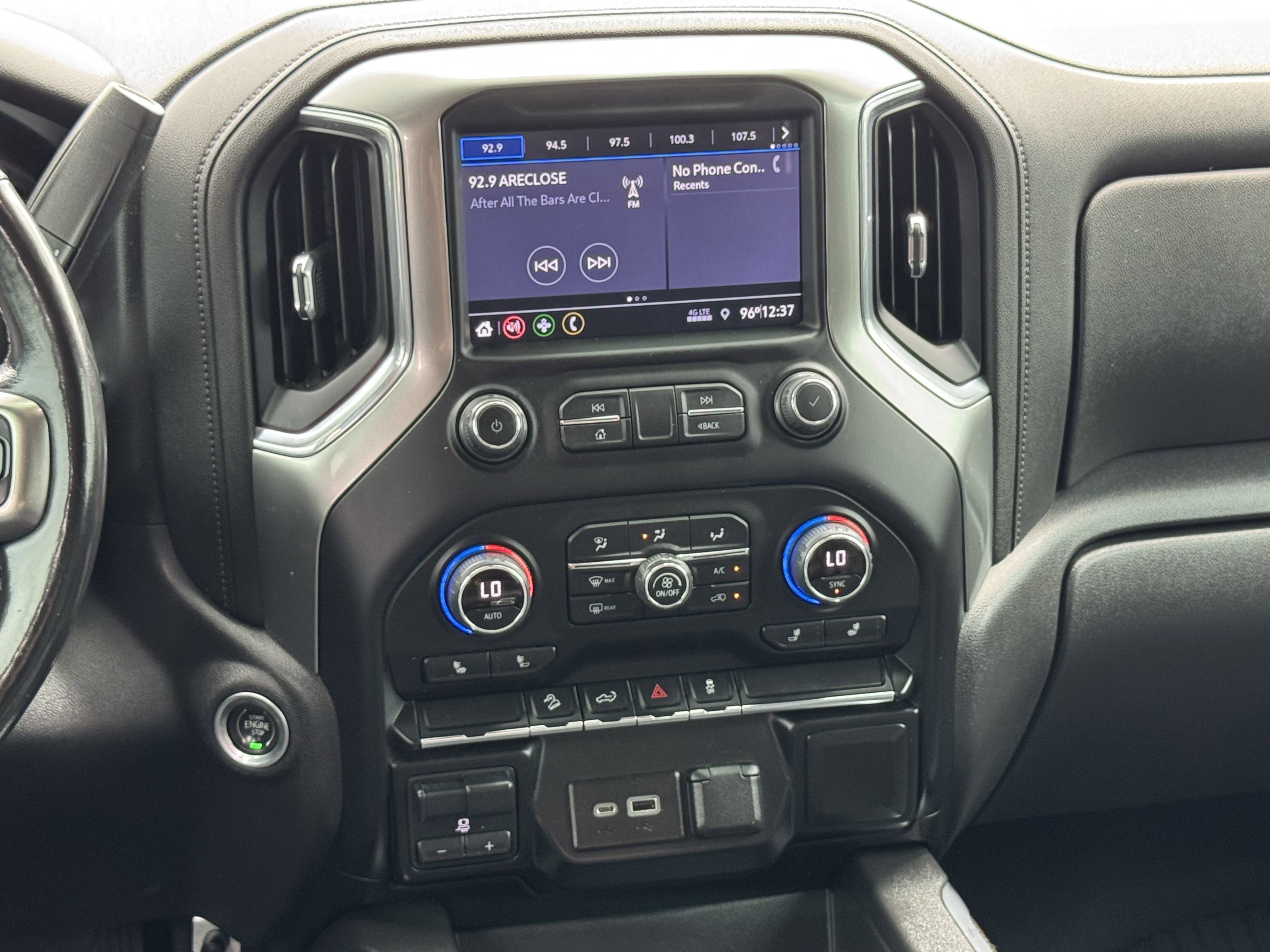 Used 2021 Chevrolet Silverado 1500 RST w/ Z71 Off-Road Package AWD/4WD image 17