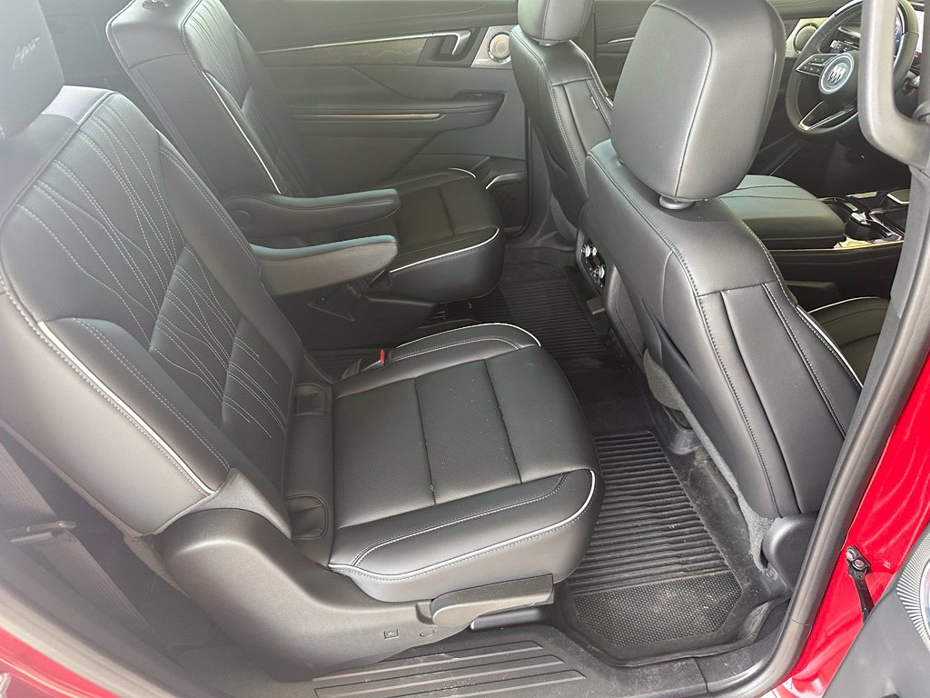 New 2026 Buick Enclave Avenir w/ Super Cruise Package FWD image 37