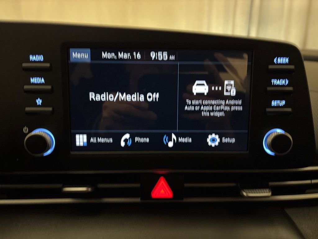 Certified 2026 Hyundai Elantra SE image 17