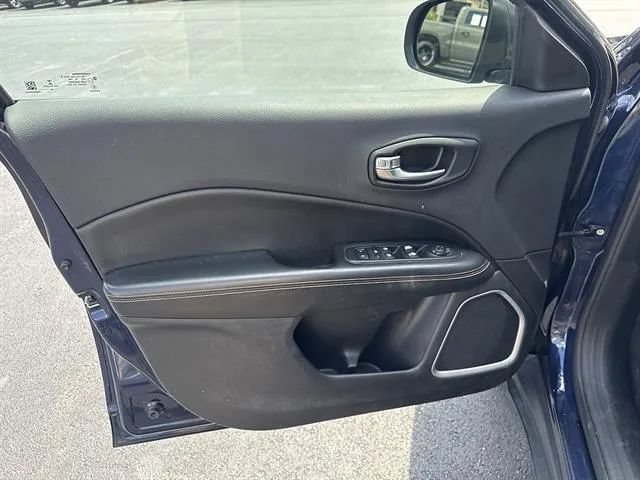 Used 2019 Jeep Compass Sport FWD image 7