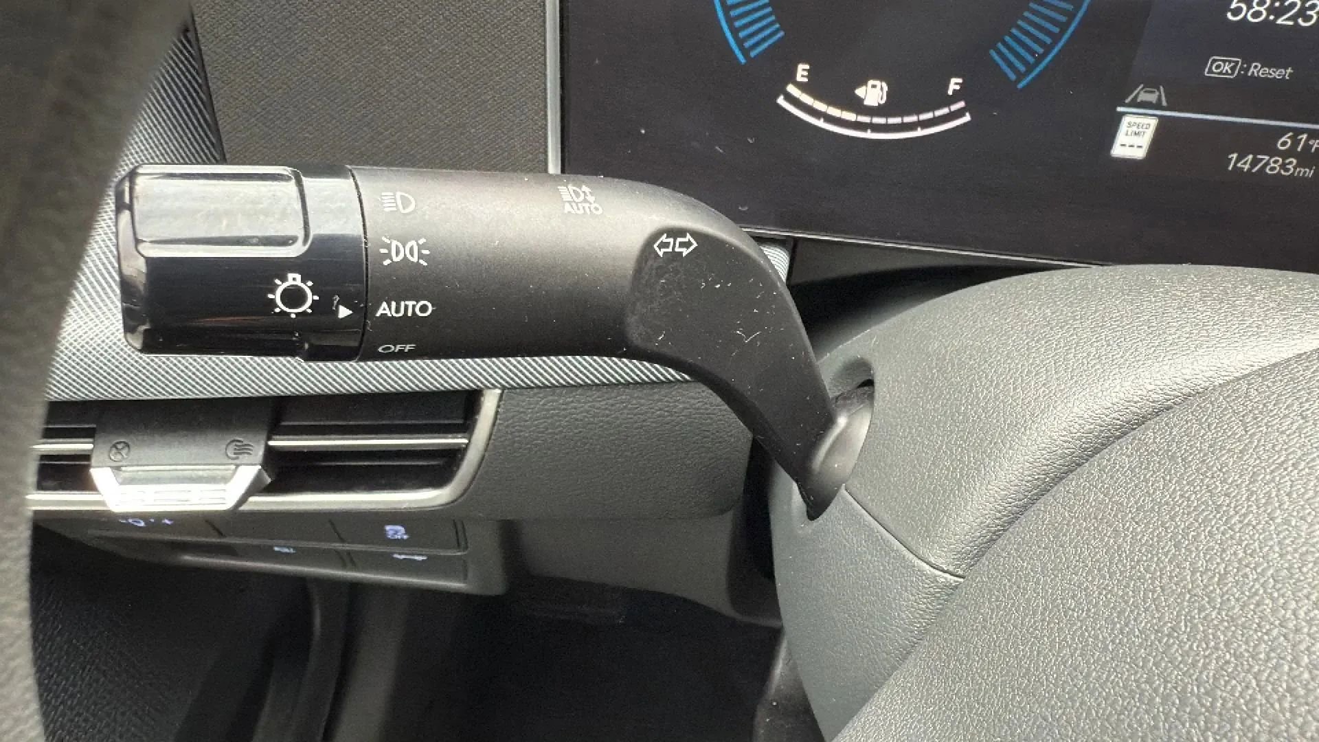 Used 2025 Hyundai Sonata SEL image 14