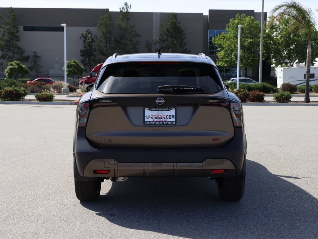 New 2026 Nissan Kicks SR FWD image 5