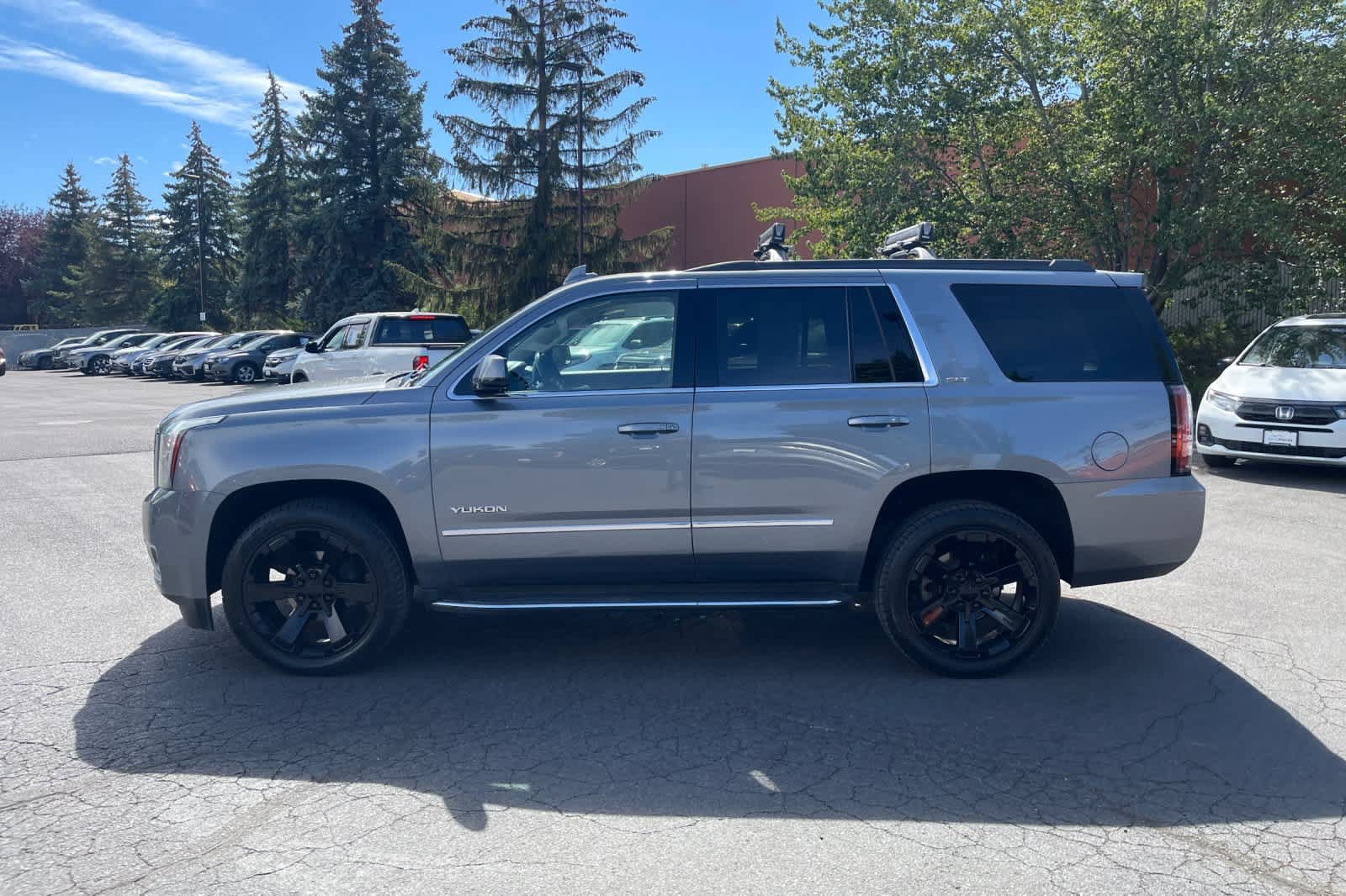Used 2020 GMC Yukon SLT w/ Premium Edition AWD/4WD video 2