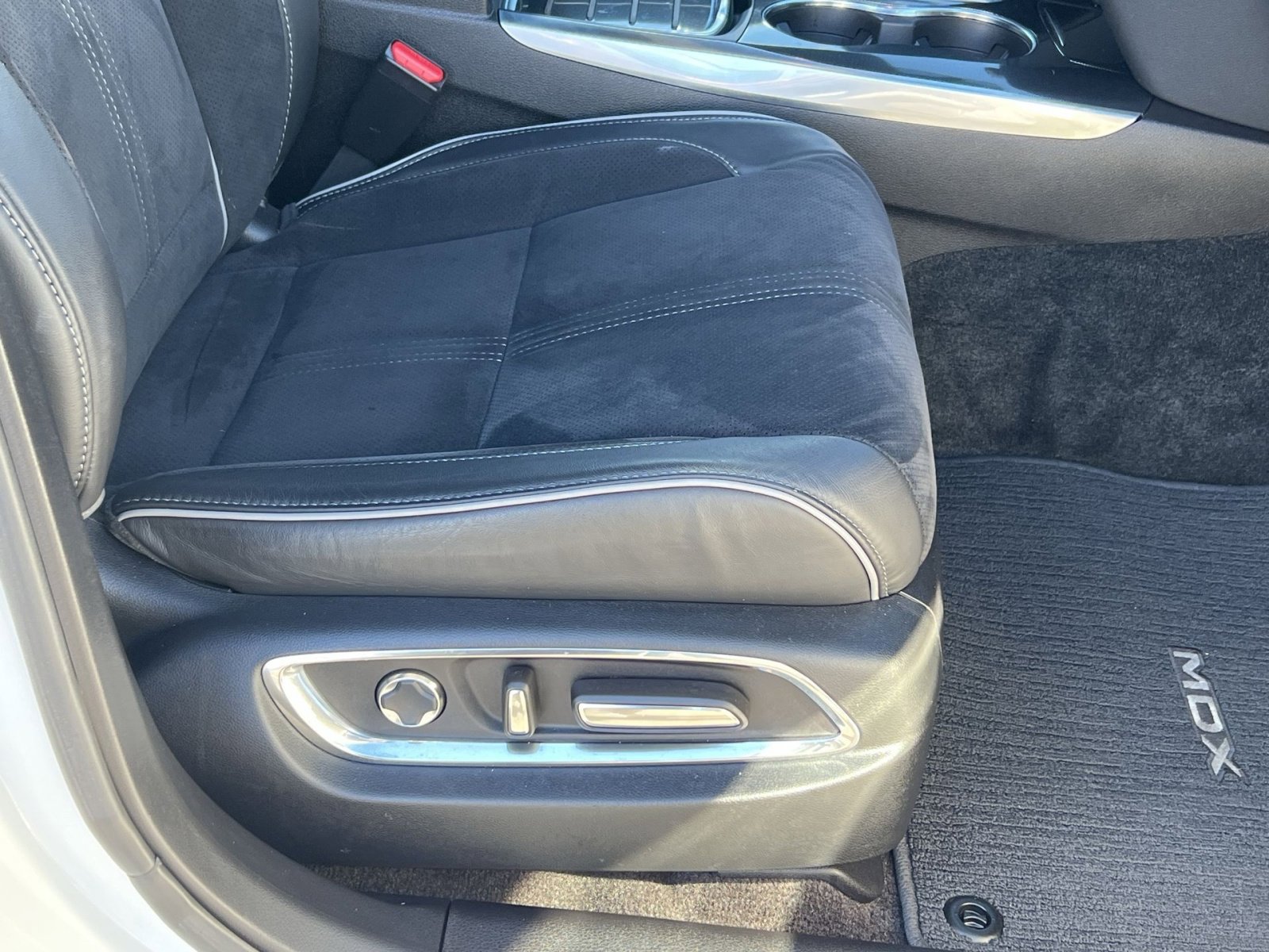 Certified 2019 Acura MDX A-Spec image 31