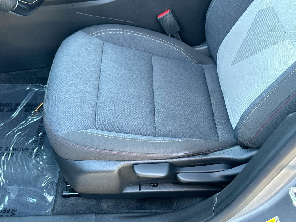 Certified 2024 Chevrolet Trax RS FWD image 18