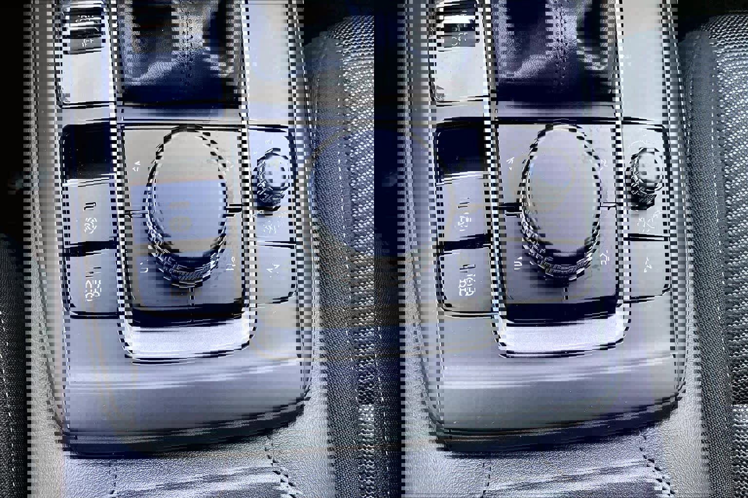 Used 2024 MAZDA CX-30 AWD 2.5 S image 32