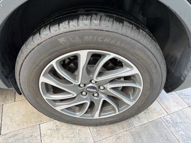 Certified 2022 Lincoln Corsair FWD w/ Equipment Group 101A image 33