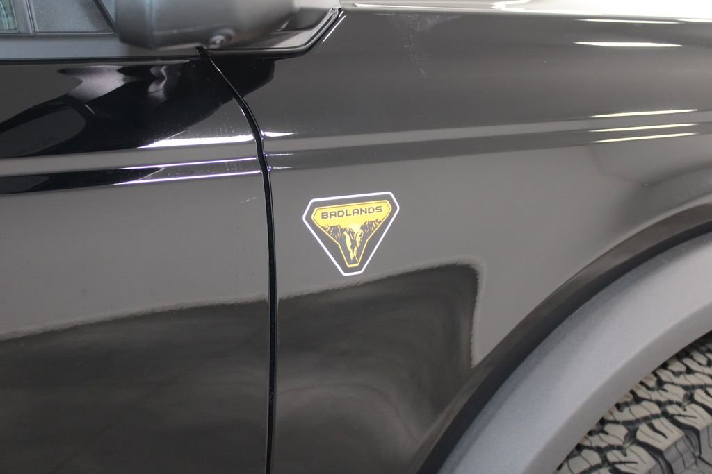 New 2025 Ford Bronco Badlands image 11