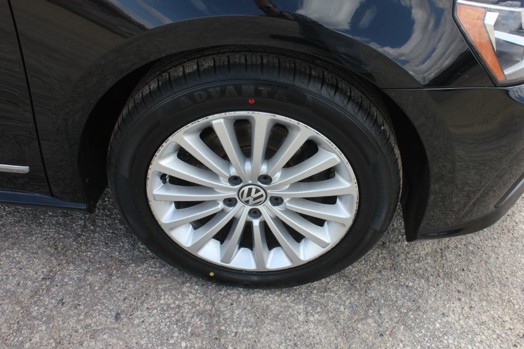 Used 2016 Volkswagen Passat 1.8T SE image 54