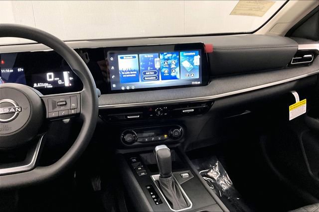 New 2026 Nissan Kicks SV image 8