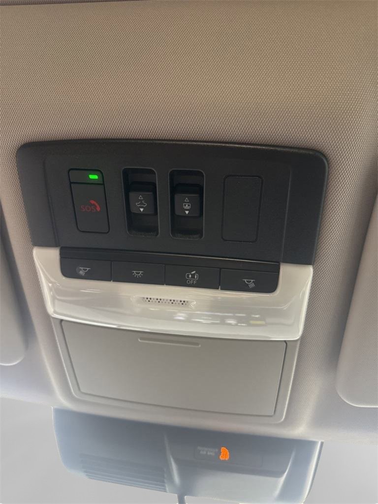 New 2025 Mitsubishi Outlander SE image 30