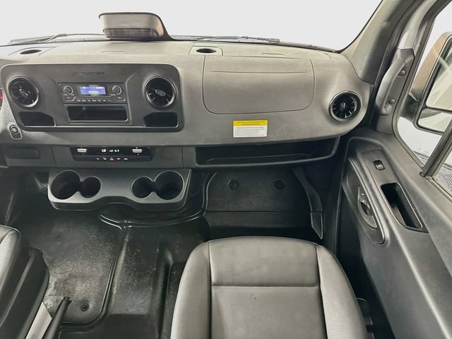 Used 2025 Mercedes-Benz Sprinter 2500 image 23