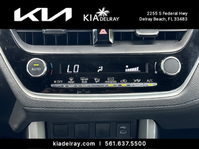 Used 2025 Toyota Corolla Cross AWD Hybrid w/ Moonroof Package image 23