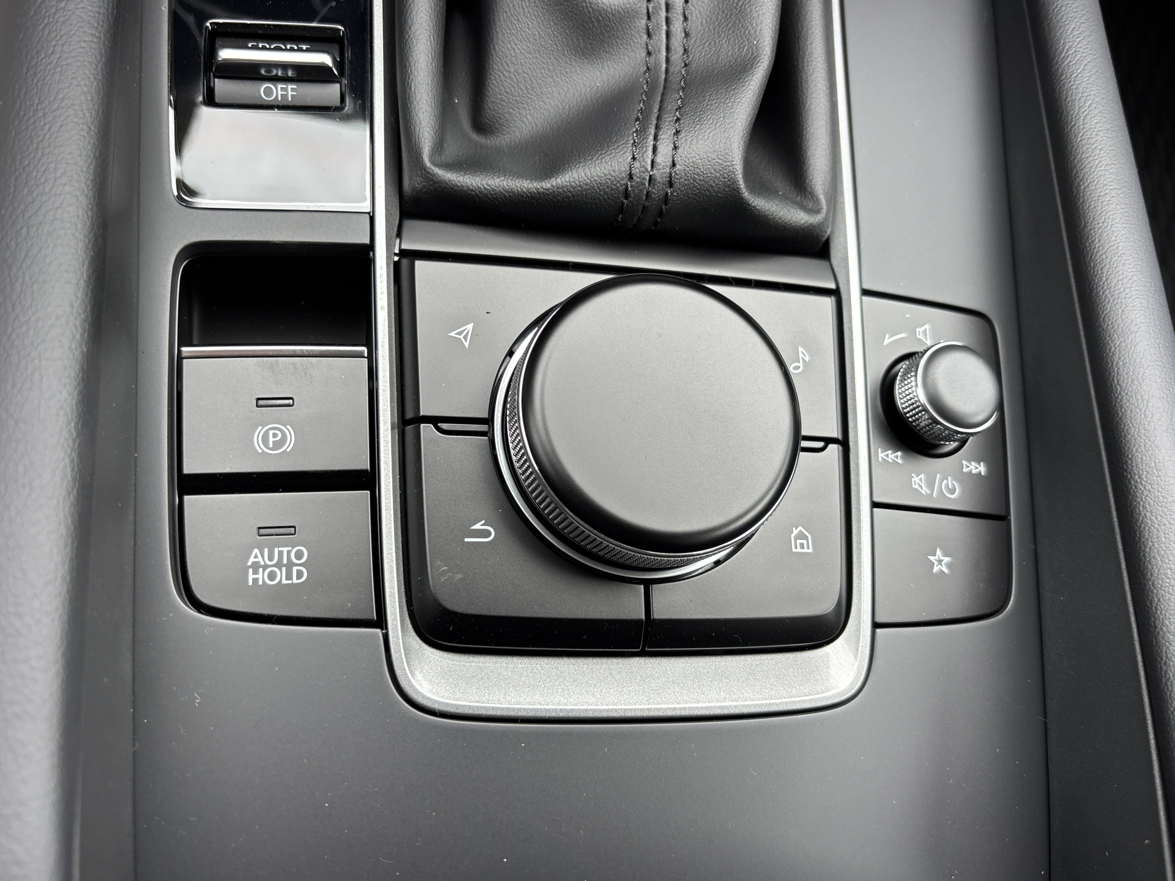 New 2026 MAZDA MAZDA3 2.5 S Sedan w/ Preferred Pkg image 39