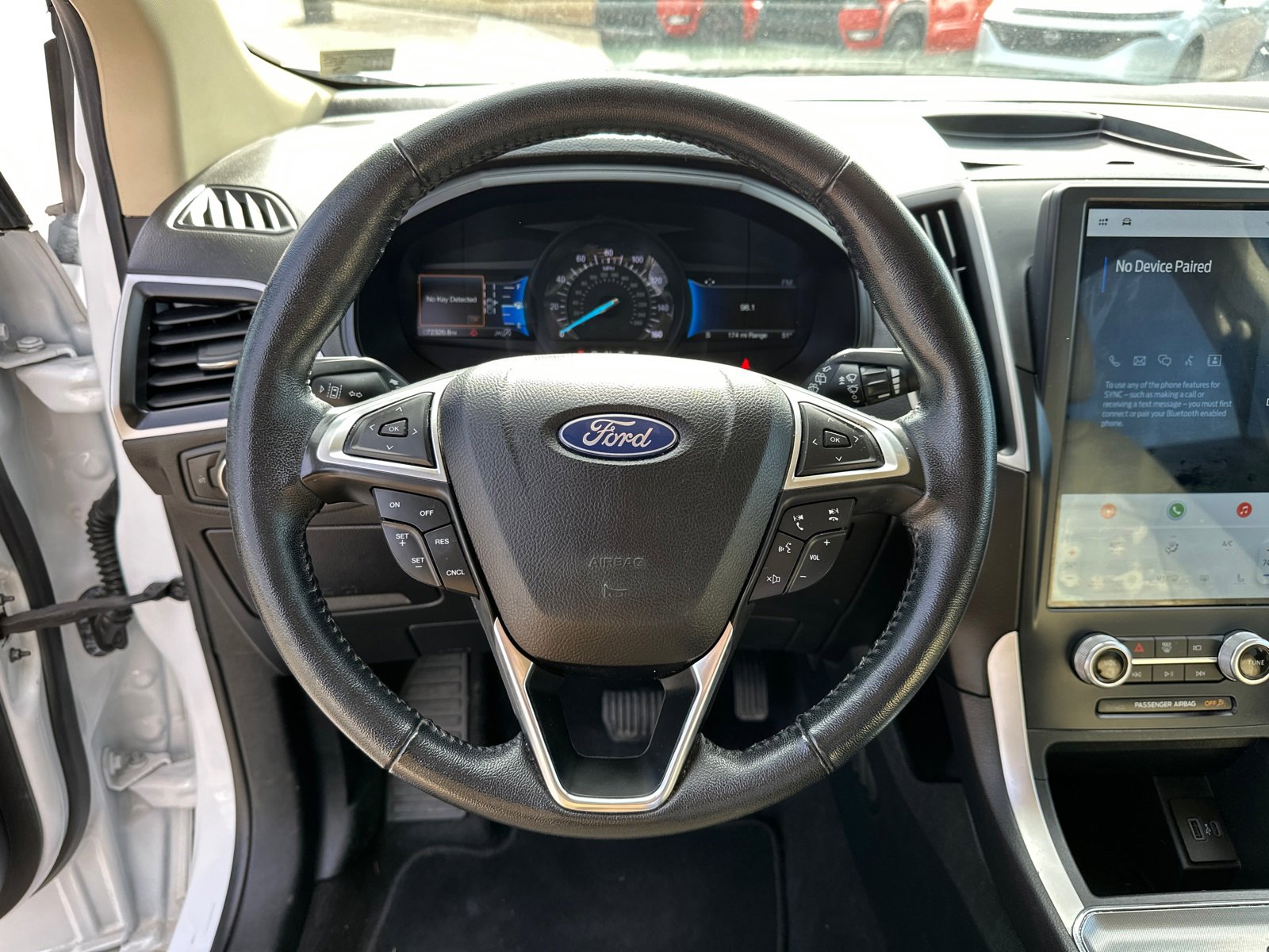 Used 2022 Ford Edge SEL image 23
