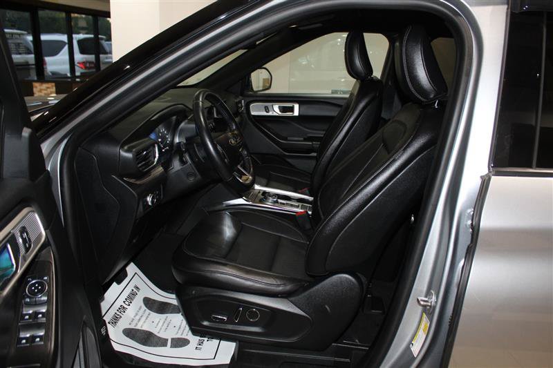 Used 2020 Ford Explorer Limited RWD image 30