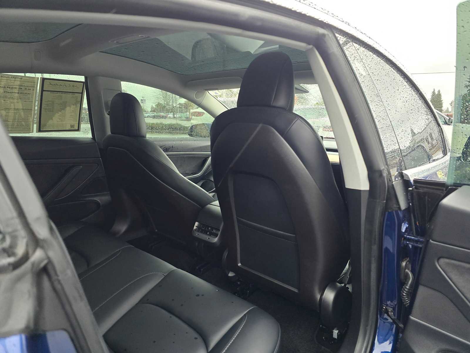 Used 2020 Tesla Model 3 Standard Range image 16