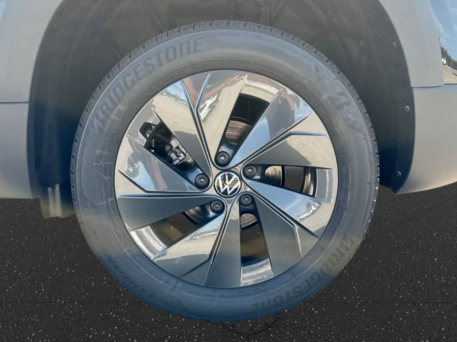 Used 2026 Volkswagen Taos S FWD image 20