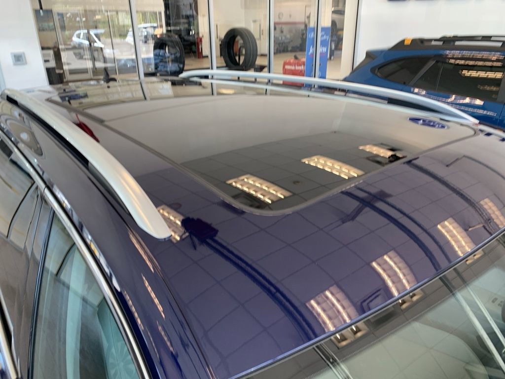 Used 2023 Volkswagen Tiguan SE w/ Panoramic Sunroof Package AWD/4WD image 24