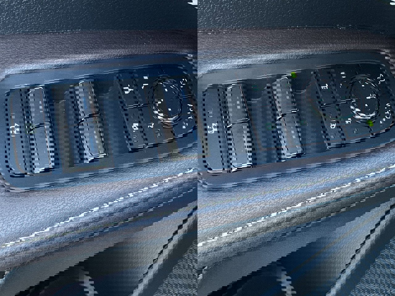 Used 2023 Lexus RX 350 Premium Plus w/ Cold Area Package image 12