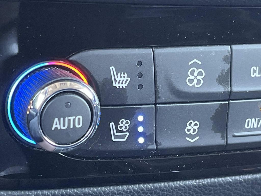 Used 2019 Buick Enclave Avenir w/ Avenir Technology Package image 36