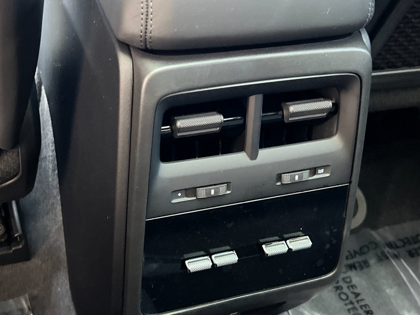 New 2026 Porsche Macan 4 Electric AWD/4WD image 15