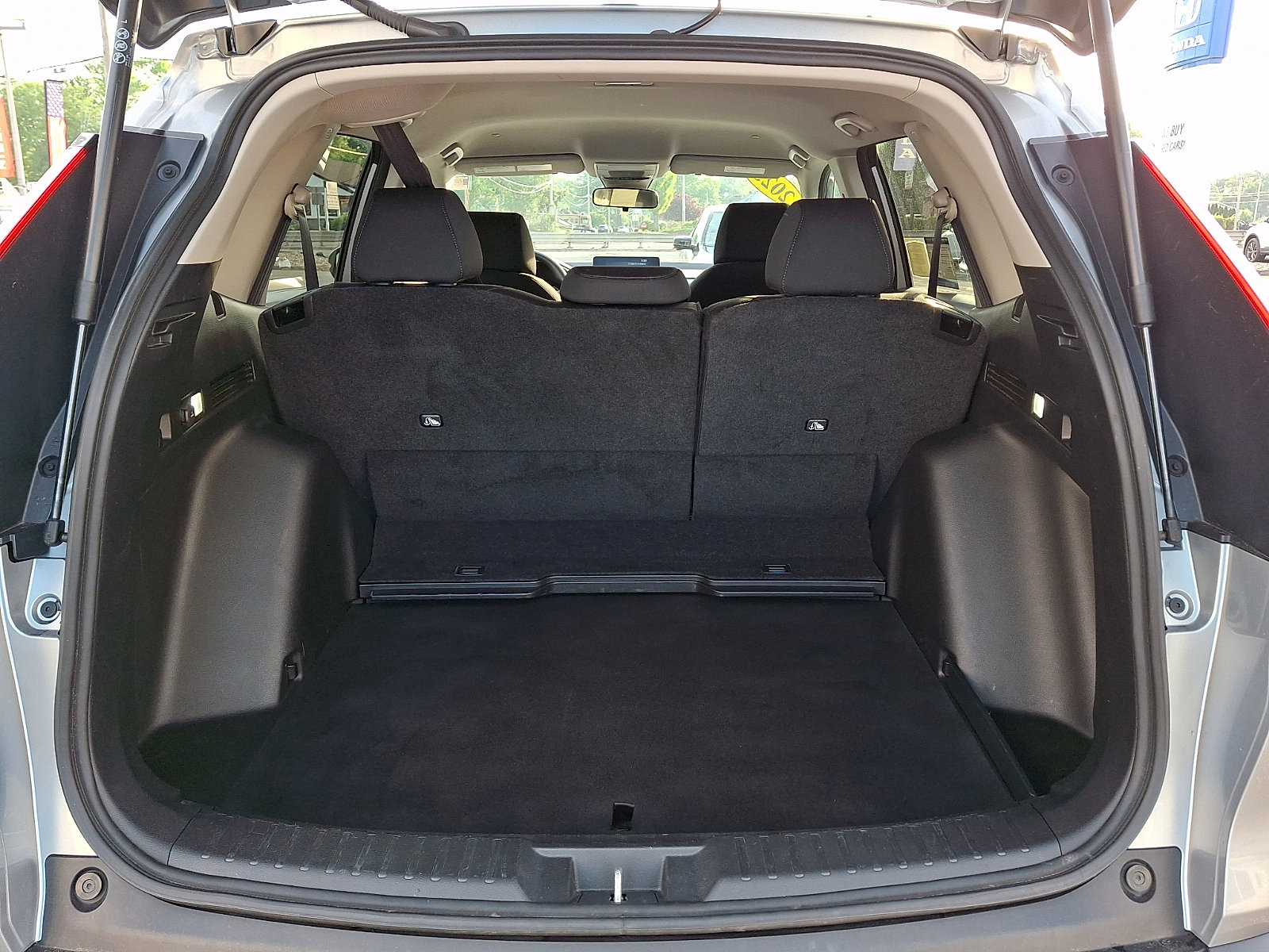 Used 2025 Honda CR-V LX image 28