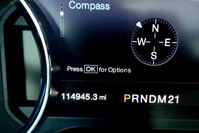 Used 2015 Ford F150 Platinum w/ Max Trailer Tow Package image 5