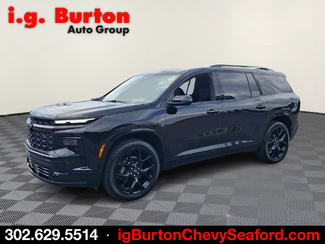 Used 2025 Chevrolet Traverse RS FWD image 3