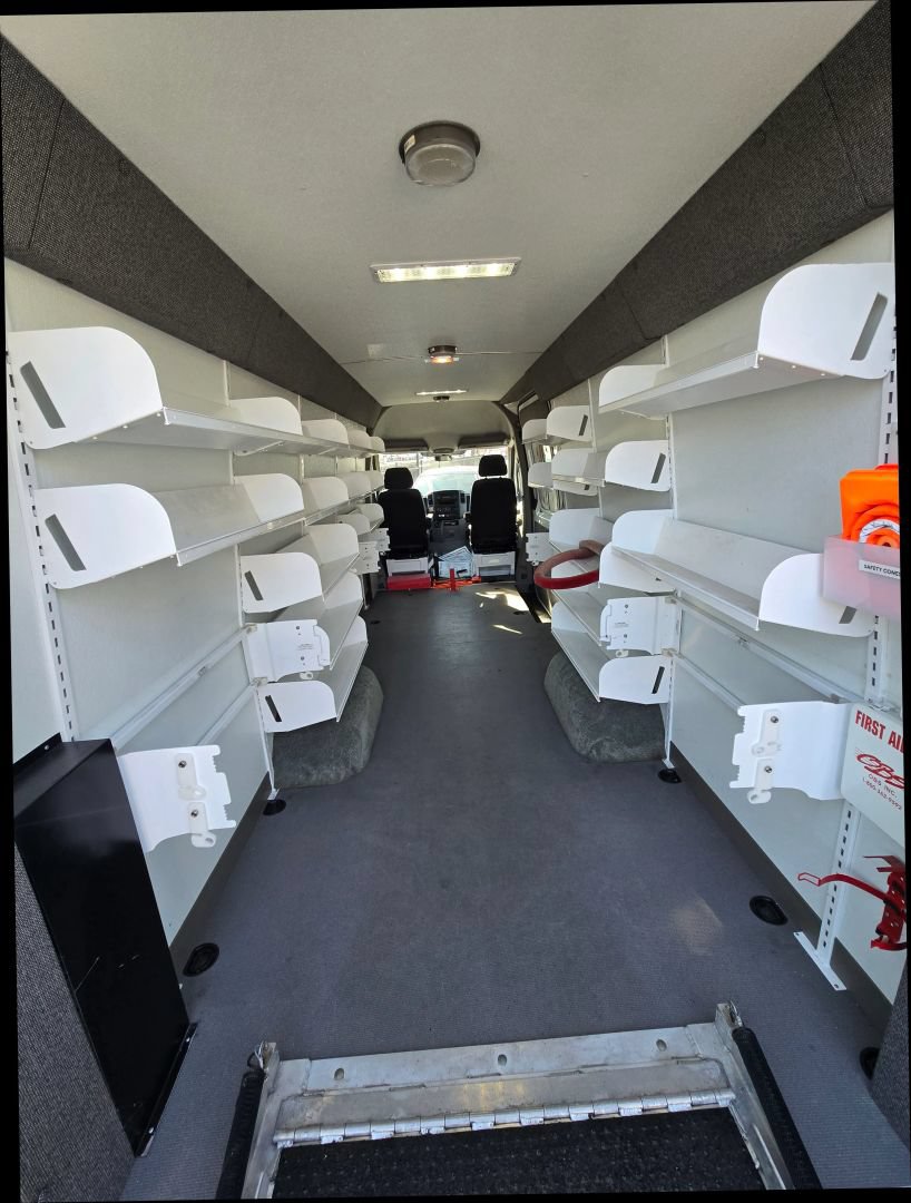 Used 2010 Mercedes-Benz Sprinter 3500 image 21