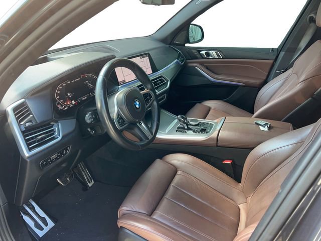 Used 2020 BMW X5 M50i w/ Premium Package AWD/4WD image 7