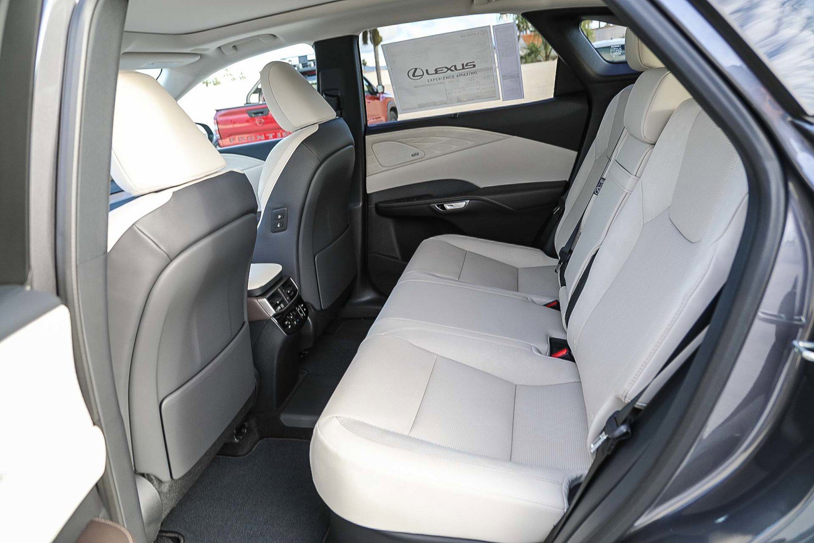 New 2026 Lexus RX 450h 450h+ Luxury image 18