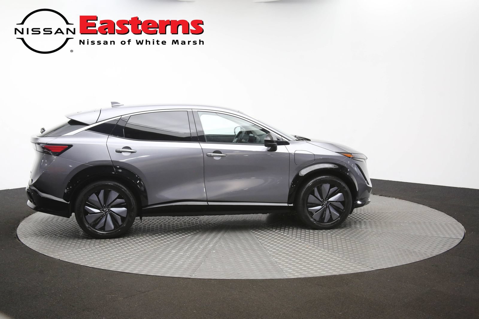 Used 2023 Nissan Ariya FWD image 44