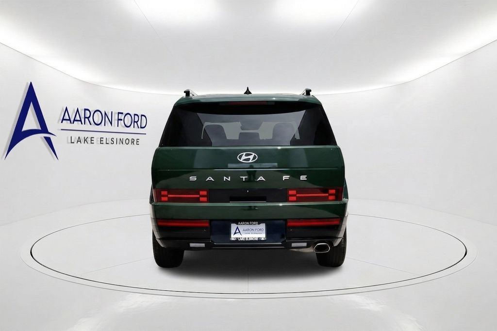 Used 2025 Hyundai Santa Fe SEL FWD image 5
